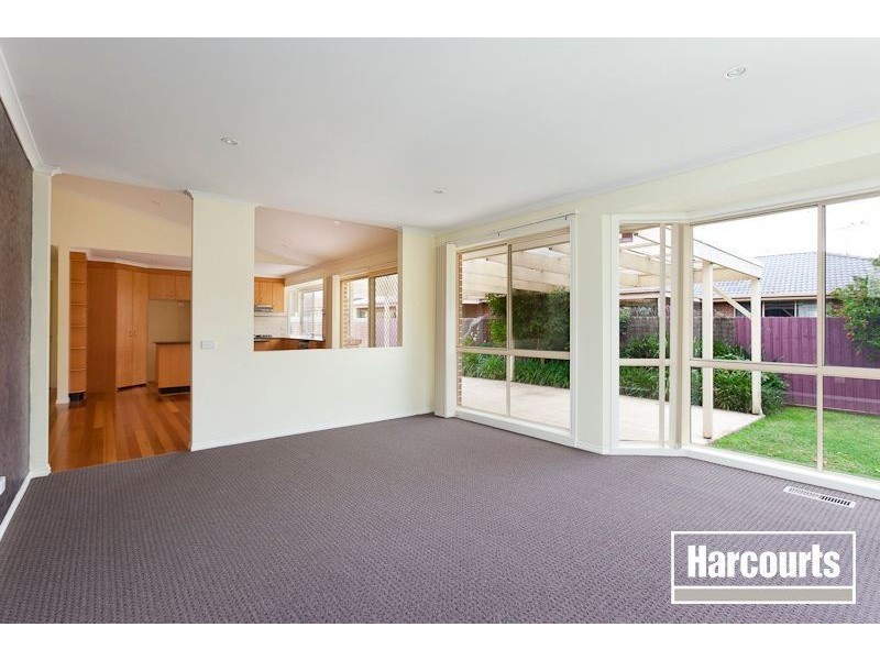 11 Milparinka Way, Berwick VIC 3806