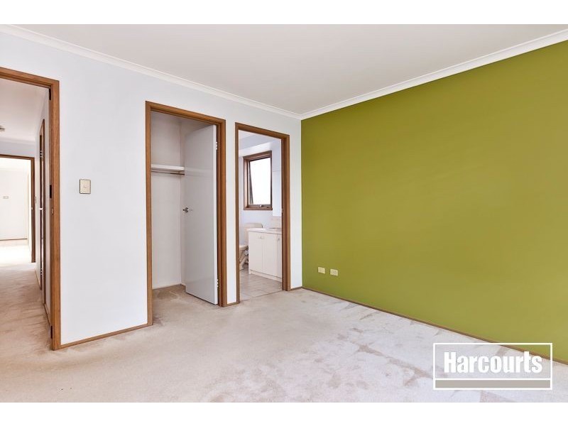 16 Boree Court, Berwick VIC 3806