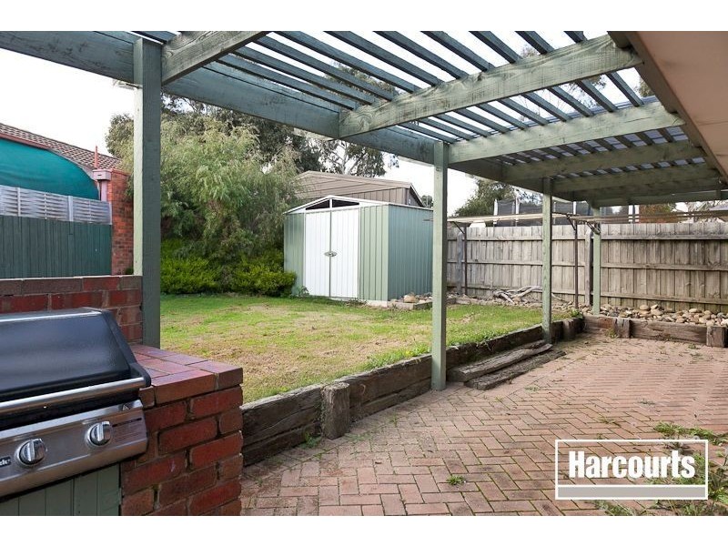 16 Boree Court, Berwick VIC 3806