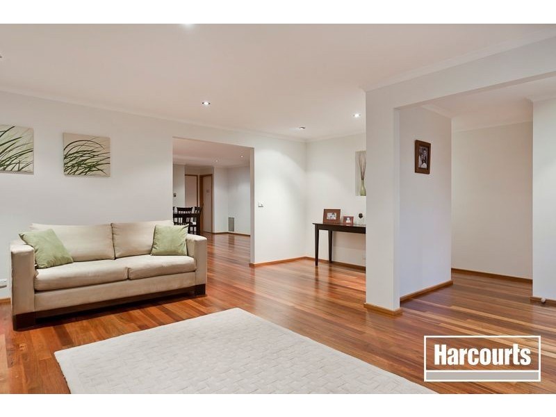 5 Foulds Court, Berwick VIC 3806