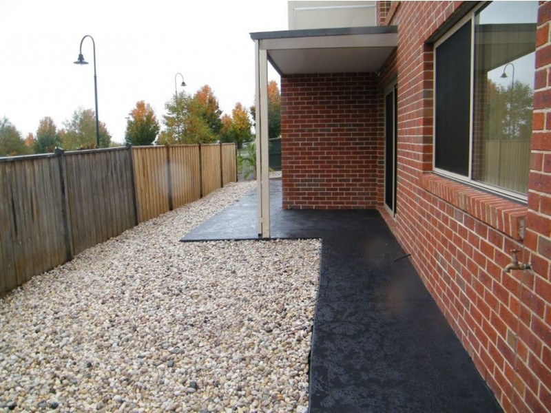 1A Ridgemont Drive, Berwick VIC 3806