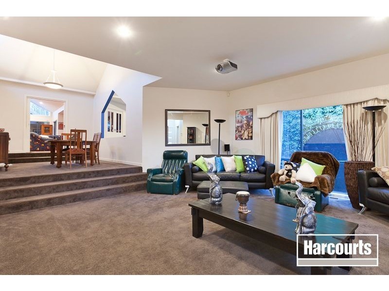 11 Buxton Mews, Berwick VIC 3806