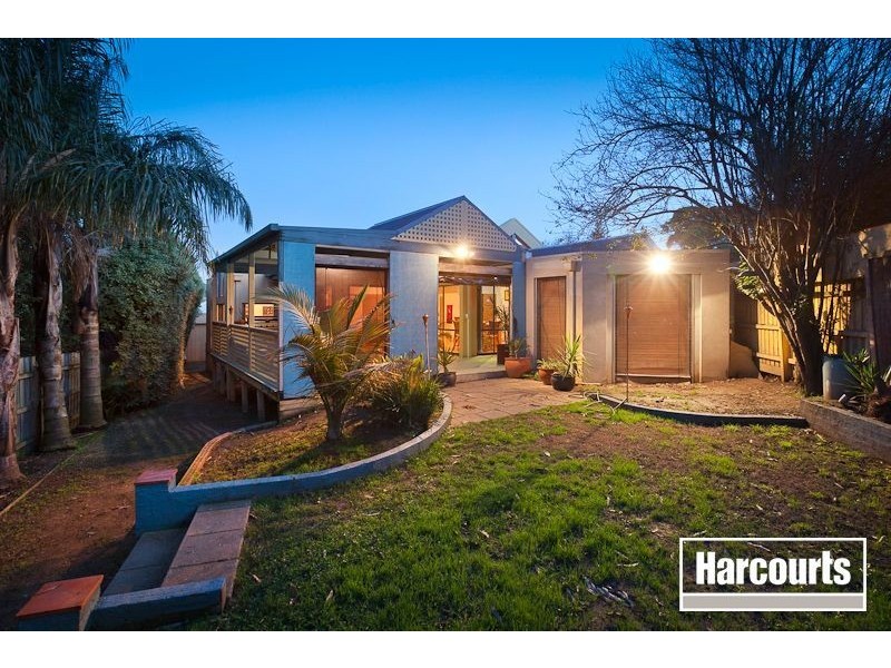 11 Buxton Mews, Berwick VIC 3806