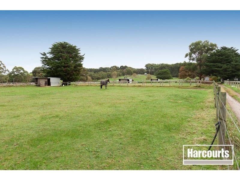 18 Horswood Road, Narre Warren North VIC 3804