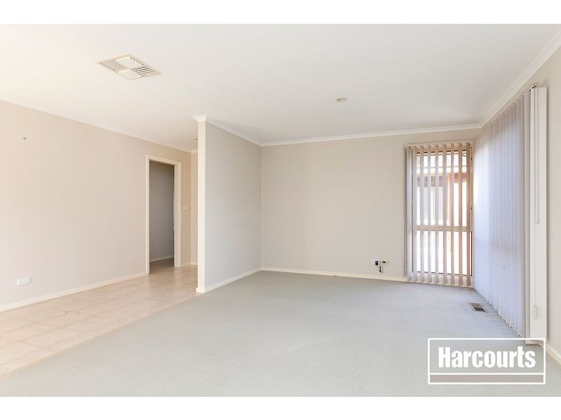 68 Lodge Crescent, Berwick VIC 3806