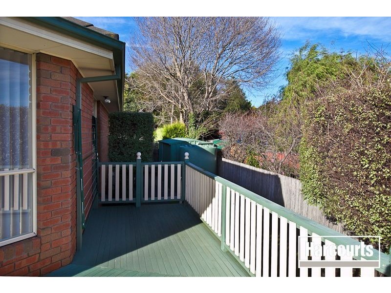 68 Lodge Crescent, Berwick VIC 3806