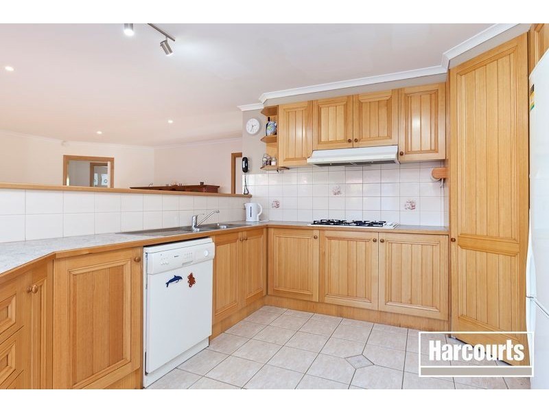 16 Hillston Court, Narre Warren South VIC 3805