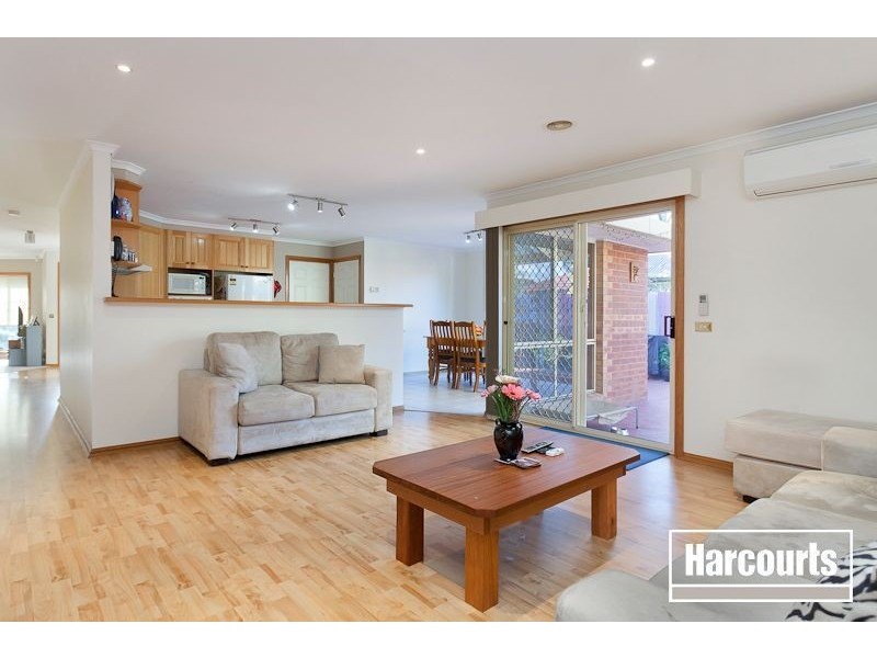 16 Hillston Court, Narre Warren South VIC 3805