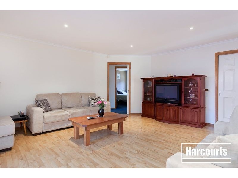 16 Hillston Court, Narre Warren South VIC 3805
