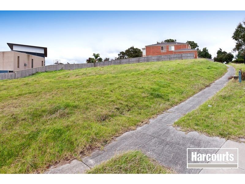 17 Wild Duck Way, Beaconsfield VIC 3807