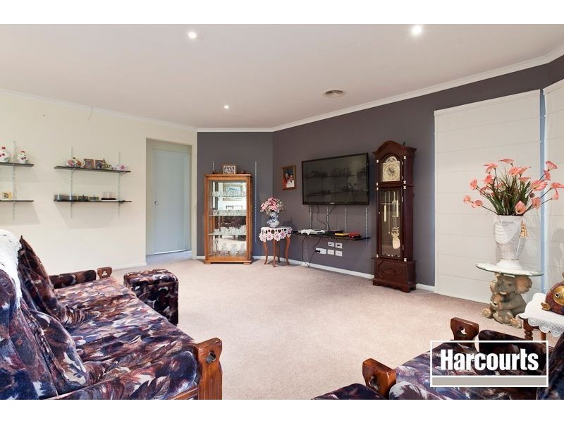 64 Galloway Drive, Narre Warren South VIC 3805