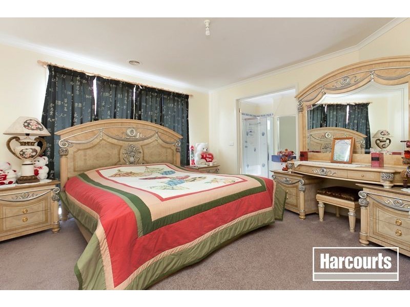 64 Galloway Drive, Narre Warren South VIC 3805