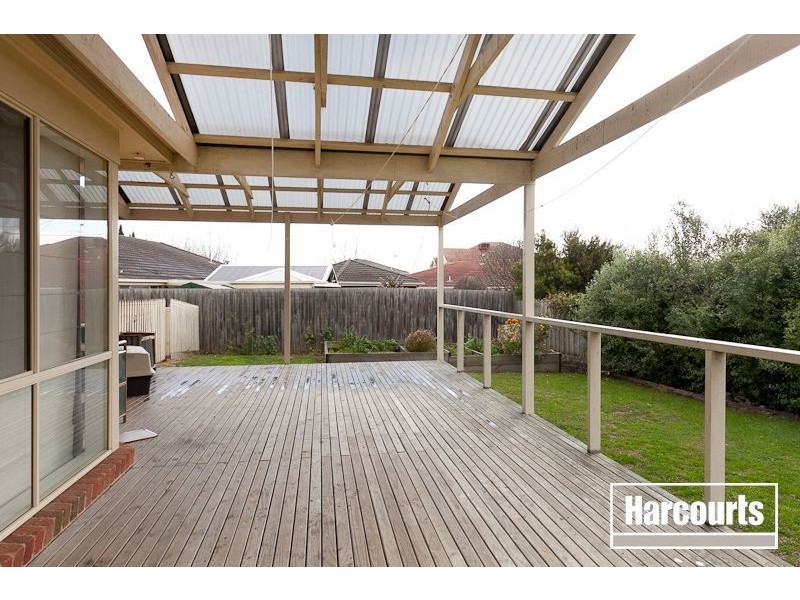 64 Galloway Drive, Narre Warren South VIC 3805