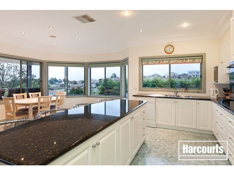 34 Balmain Dve, Berwick VIC 3806