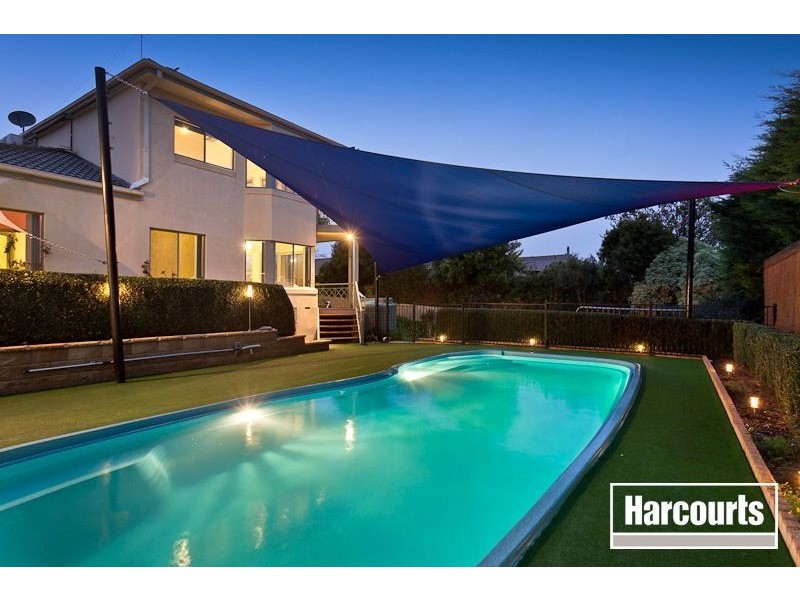 34 Balmain Dve, Berwick VIC 3806