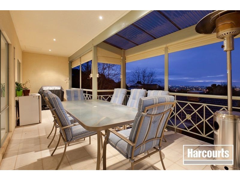 34 Balmain Dve, Berwick VIC 3806