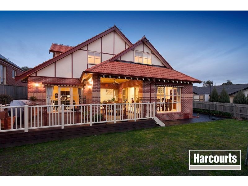 25 Mornington Grove, Berwick VIC 3806