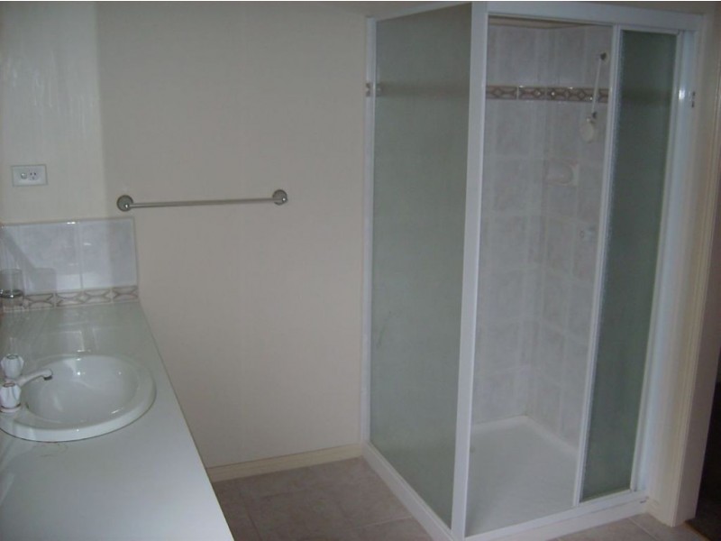 5 Mitchell Court, Berwick VIC 3806