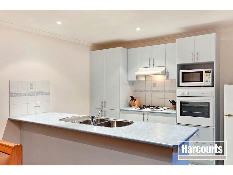 1 Souhail Court, Berwick VIC 3806