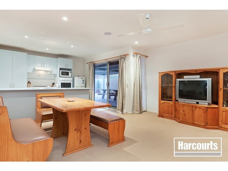 1 Souhail Court, Berwick VIC 3806