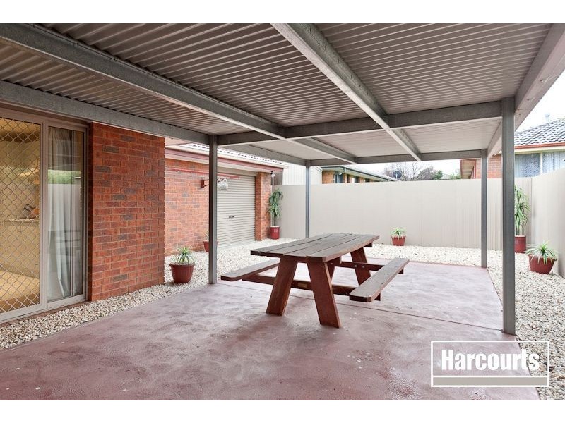 1 Souhail Court, Berwick VIC 3806