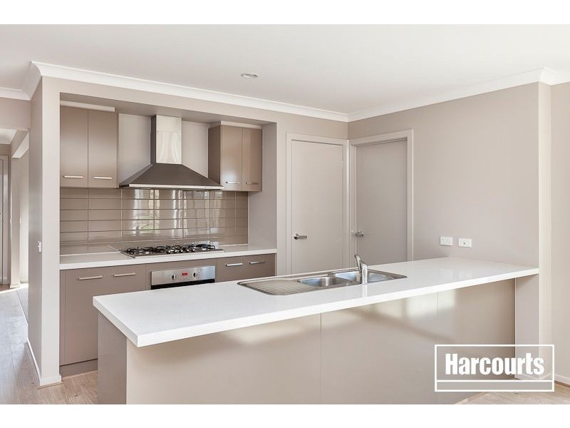 134 Fleetwood Drive, Narre Warren VIC 3805