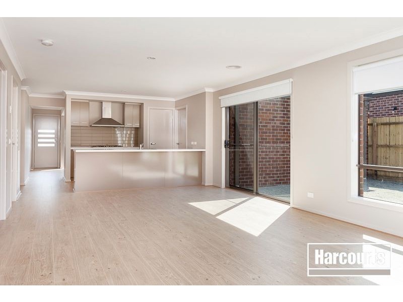 134 Fleetwood Drive, Narre Warren VIC 3805