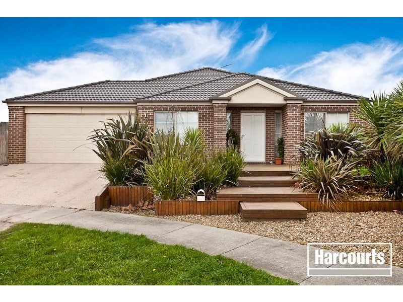 8 Trafalgar Ct, Narre Warren South VIC 3805