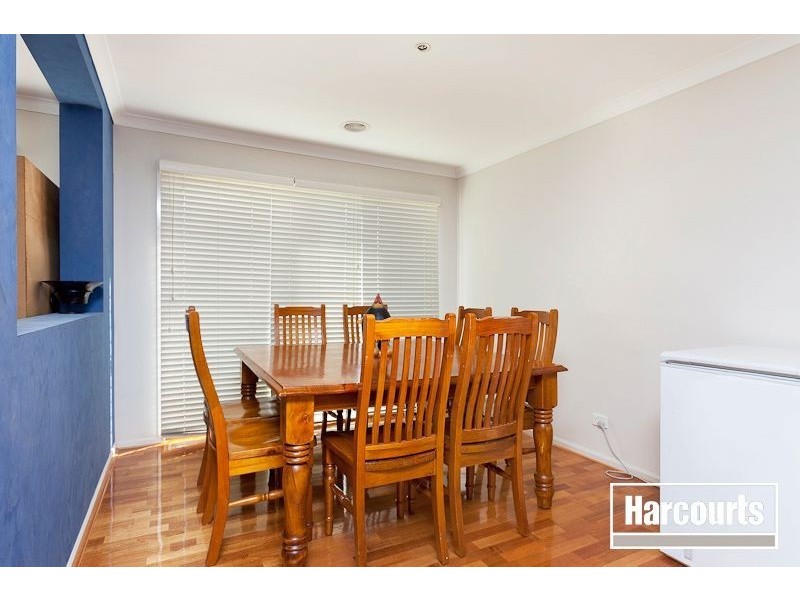 8 Trafalgar Ct, Narre Warren South VIC 3805