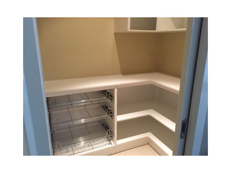 16 Skyline Way, Berwick VIC 3806