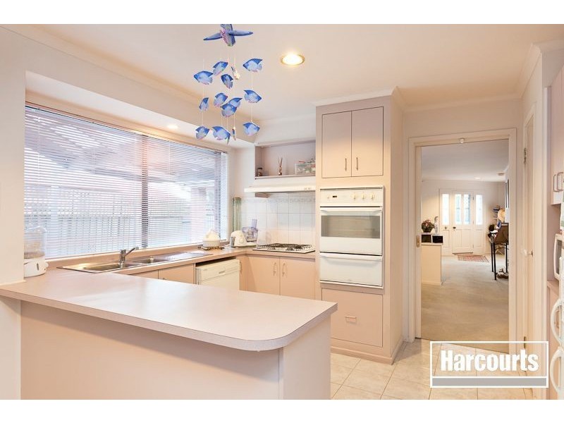 82 Strathaird Drive, Narre Warren South VIC 3805