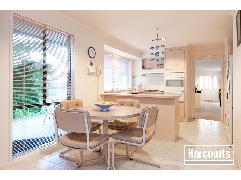 82 Strathaird Drive, Narre Warren South VIC 3805