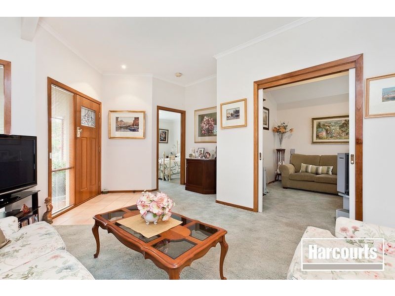 22 Adelaide Close, Berwick VIC 3806