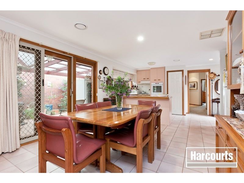 22 Adelaide Close, Berwick VIC 3806