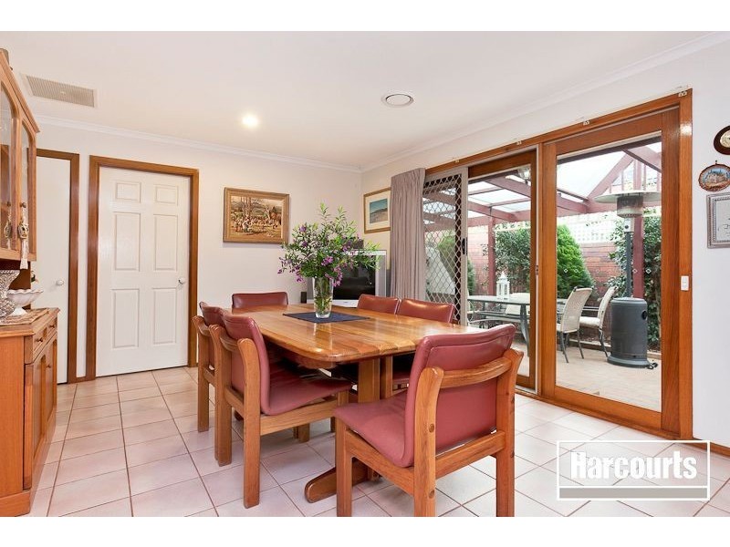 22 Adelaide Close, Berwick VIC 3806