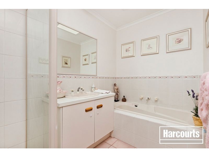 22 Adelaide Close, Berwick VIC 3806