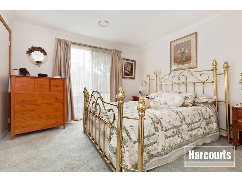 22 Adelaide Close, Berwick VIC 3806