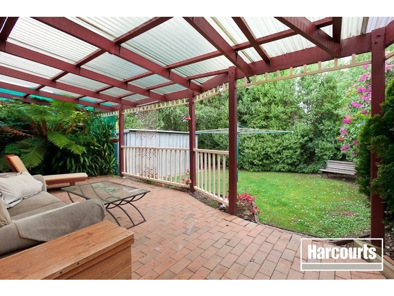 22 Adelaide Close, Berwick VIC 3806