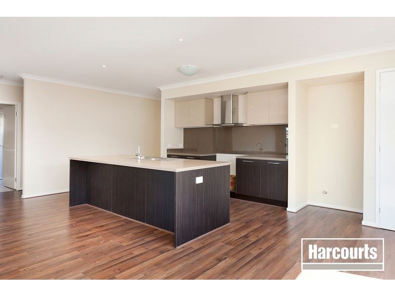 Lot 1739 Mullein Bend, Cranbourne North VIC 3977