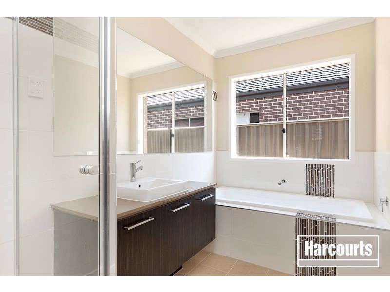 Lot 1714 Chantenay Parade, Cranbourne North VIC 3977