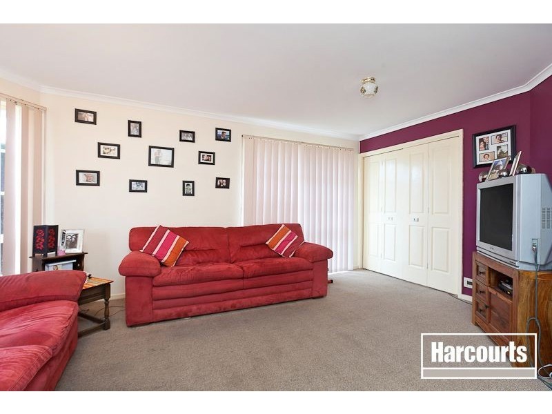 9 Farrer Place, Berwick VIC 3806