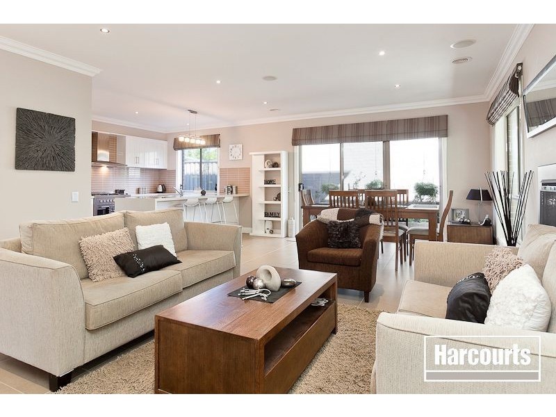 7 Barak Ave, Berwick VIC 3806