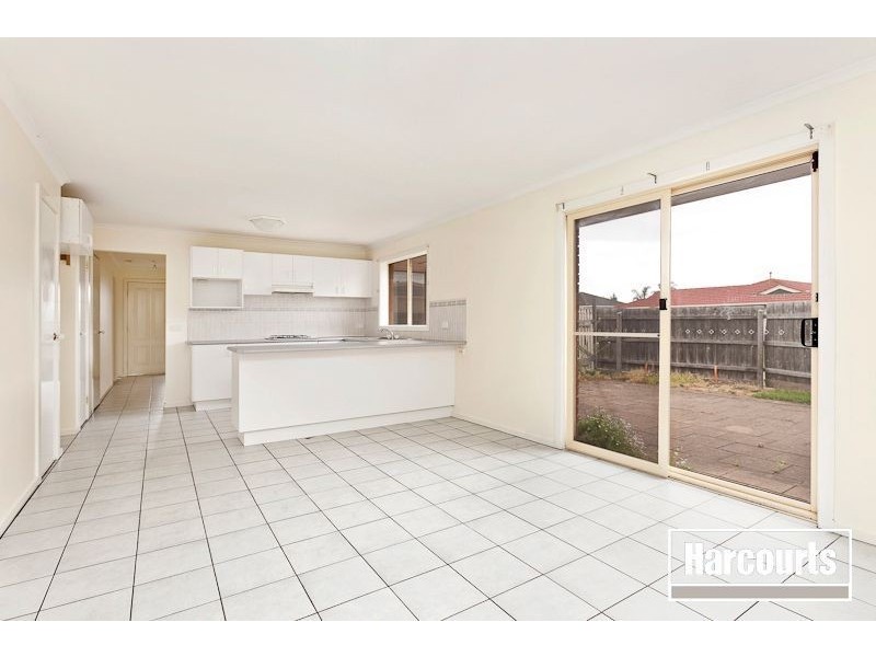 12 Pauline Court, Hallam VIC 3803
