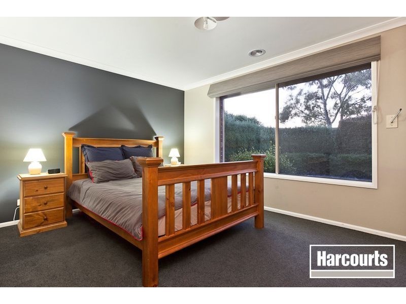 1 Talinga Court, Berwick VIC 3806