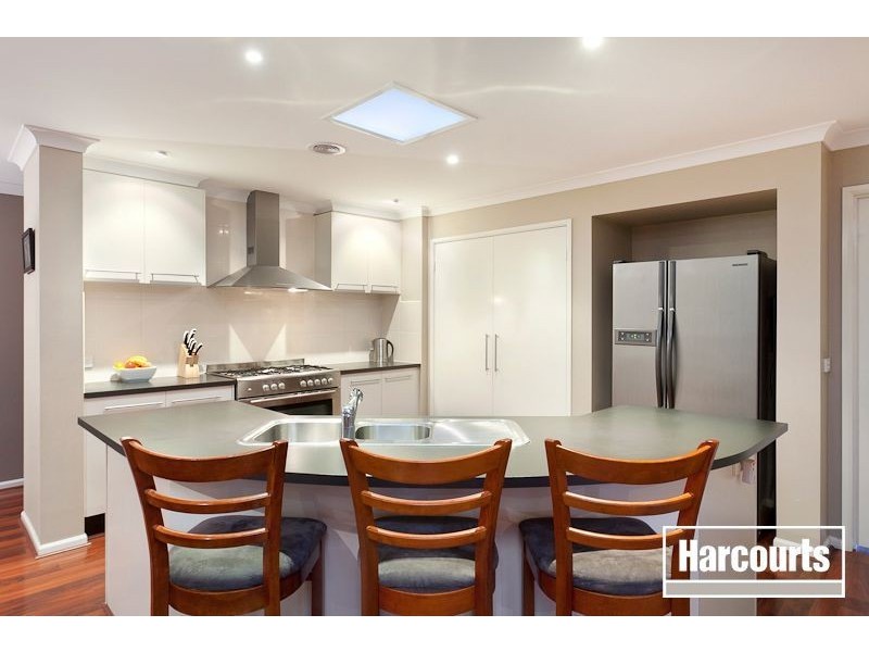 1 Talinga Court, Berwick VIC 3806