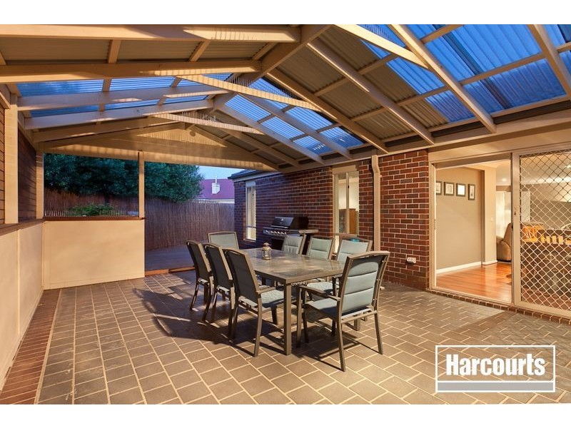 1 Talinga Court, Berwick VIC 3806