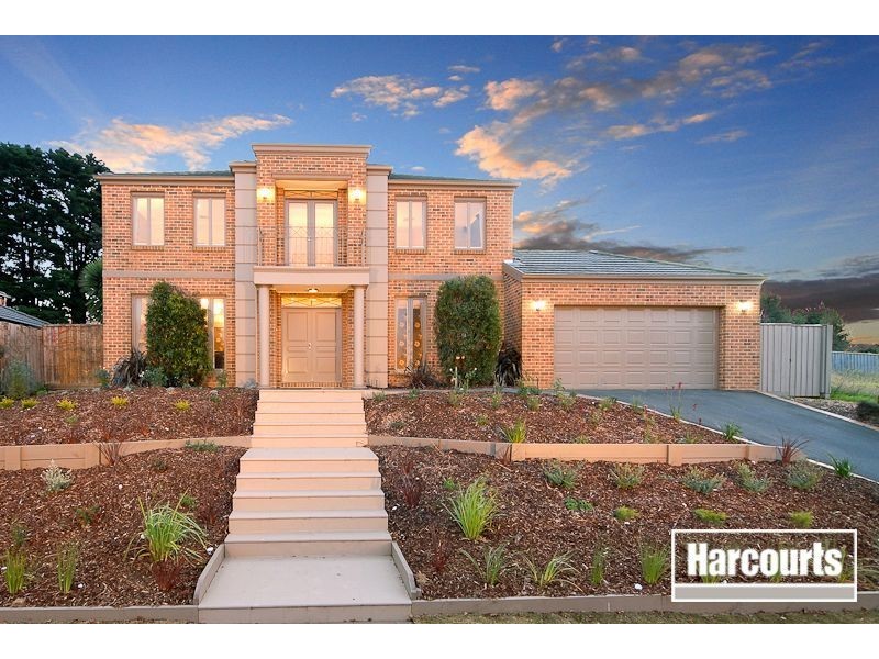 9 Toptani Drive, Narre Warren South VIC 3805