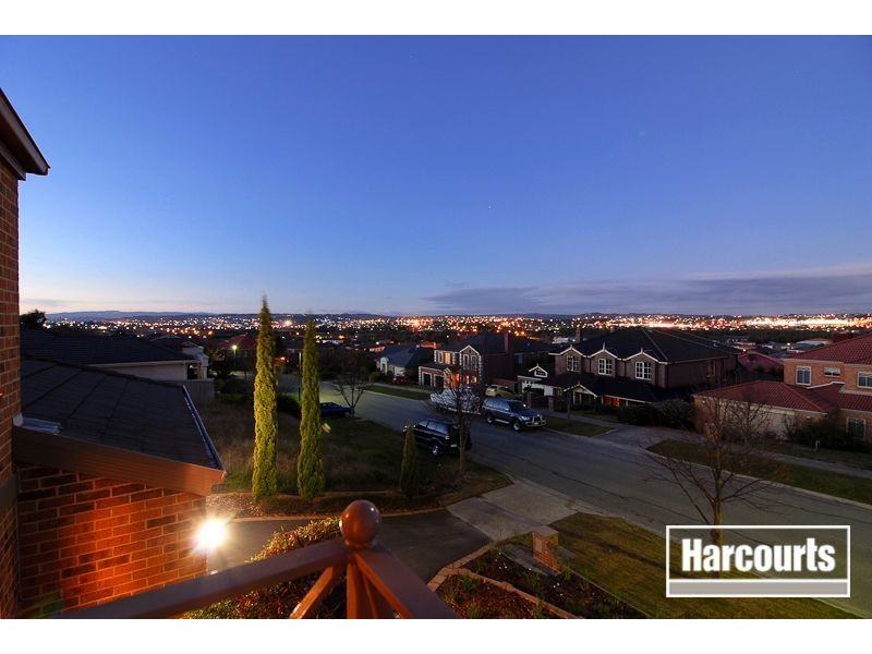 9 Toptani Drive, Narre Warren South VIC 3805