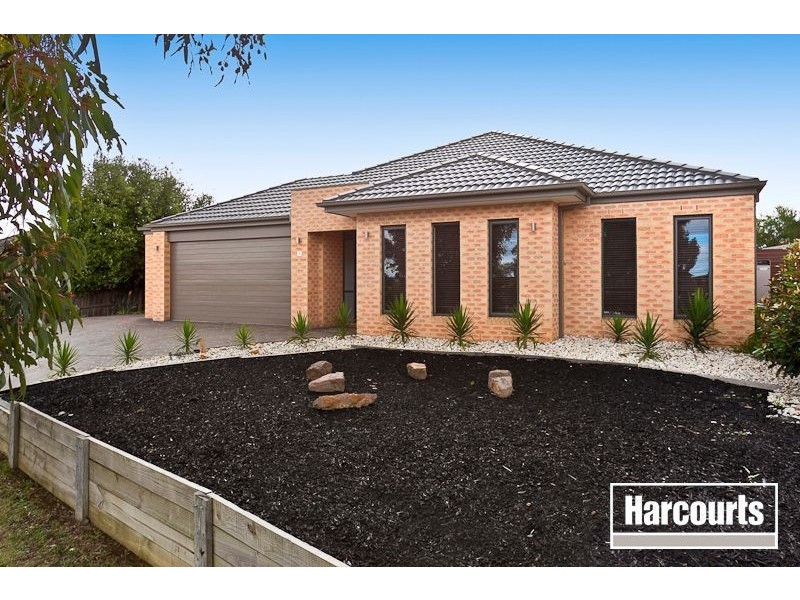 12 Hancock Drive, Berwick VIC 3806