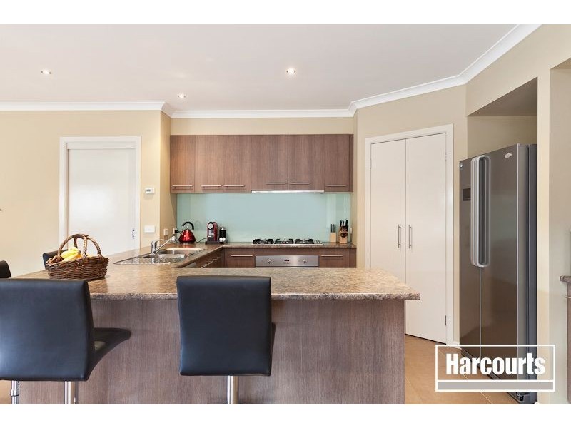 12 Hancock Drive, Berwick VIC 3806